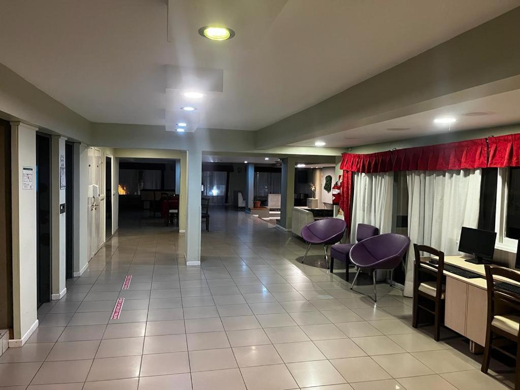 Hotel Internacional Сан Карлос де Барилоче Екстериор снимка